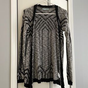 Maurices Black and White knit sweater M